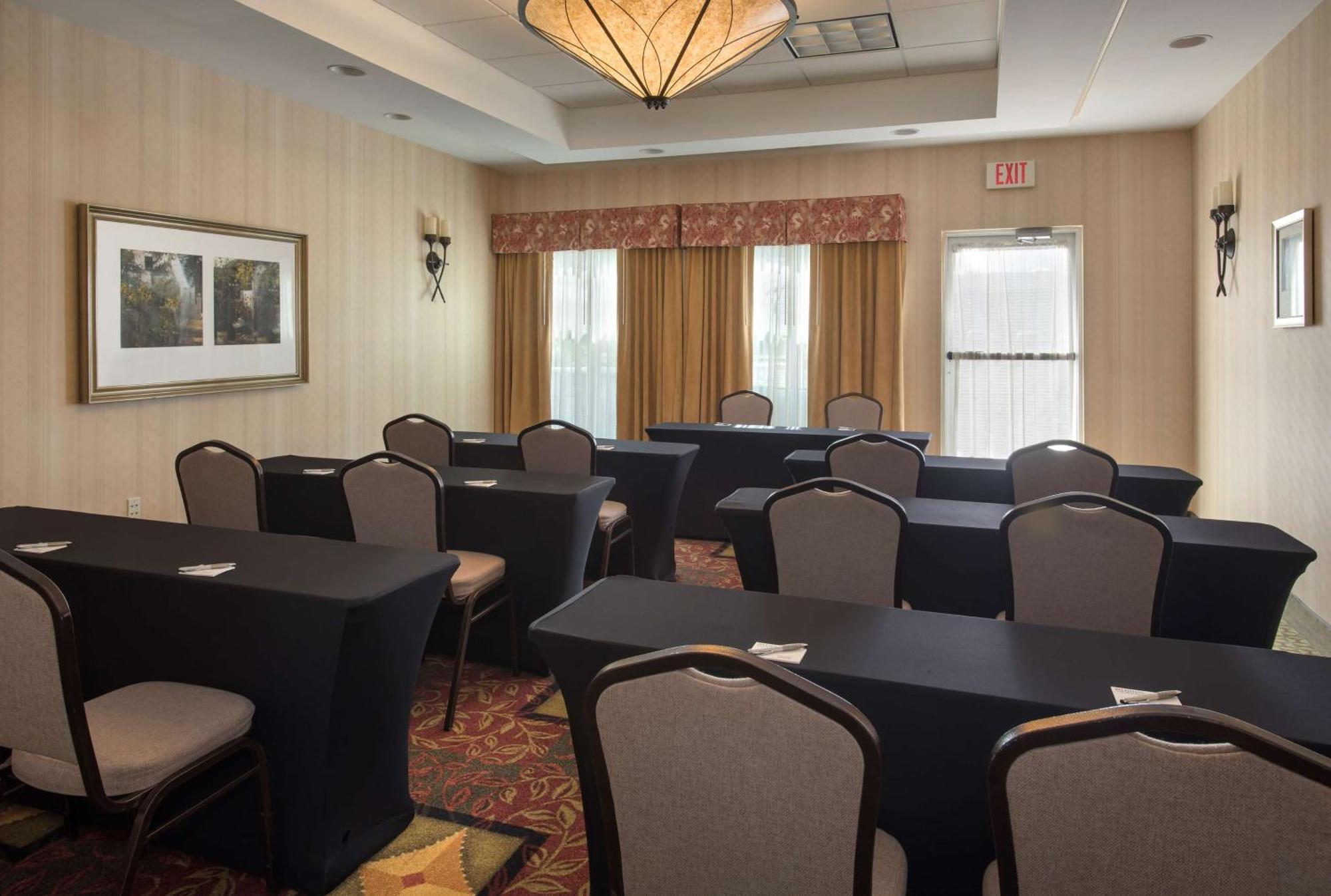 Hilton Garden Inn Riverhead Luaran gambar