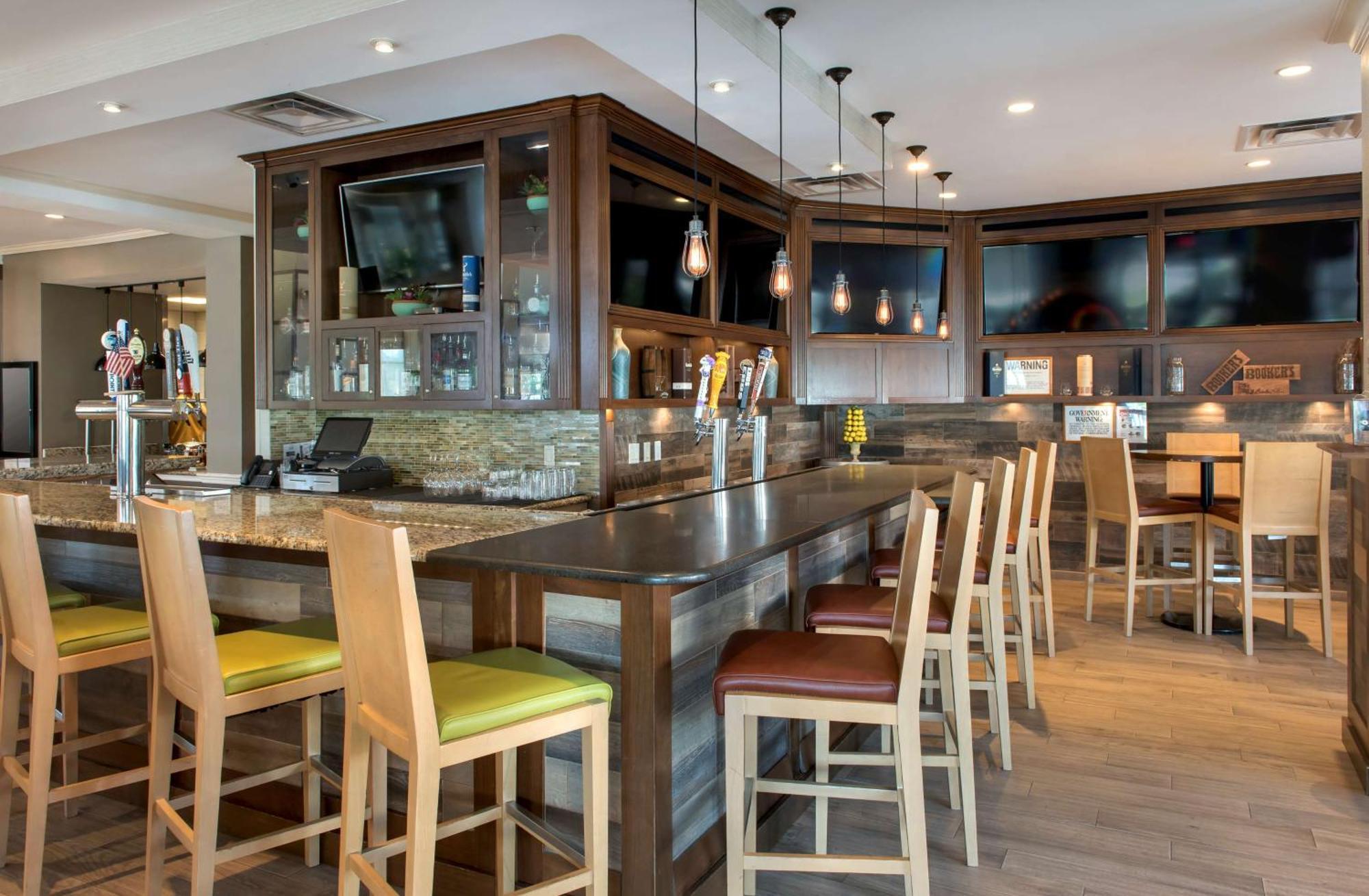 Hilton Garden Inn Riverhead Luaran gambar