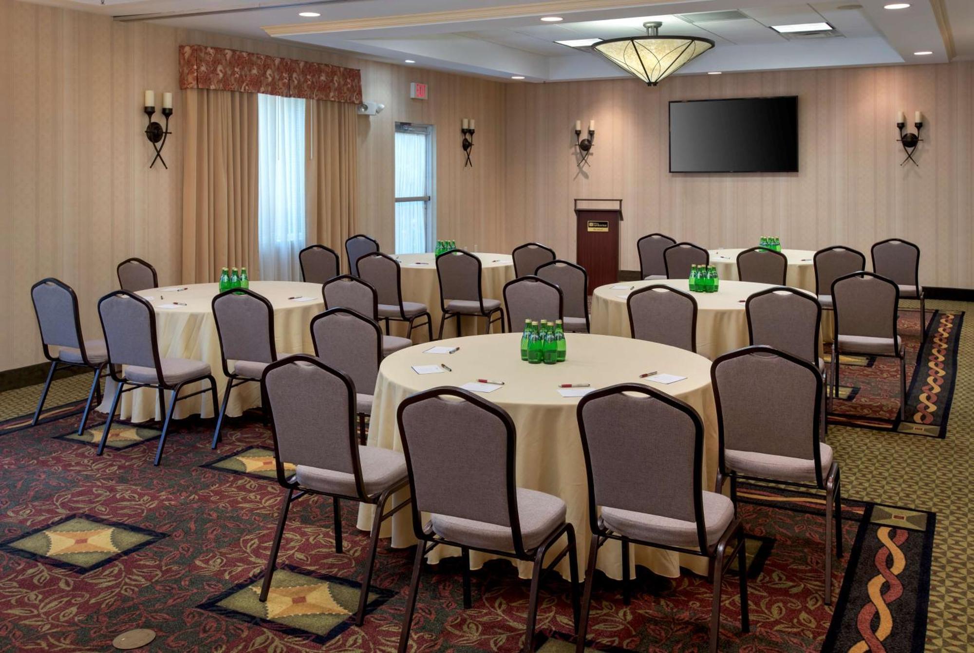 Hilton Garden Inn Riverhead Luaran gambar