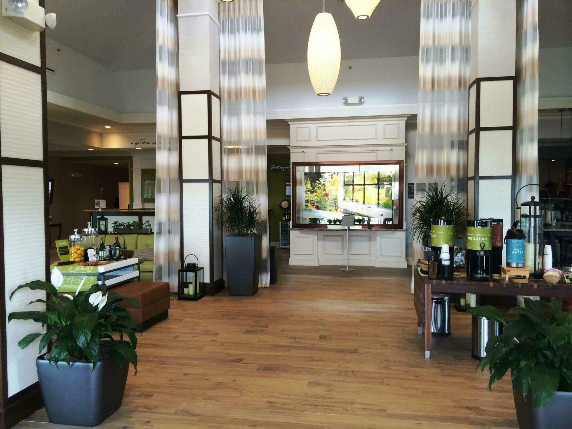 Hilton Garden Inn Riverhead Luaran gambar